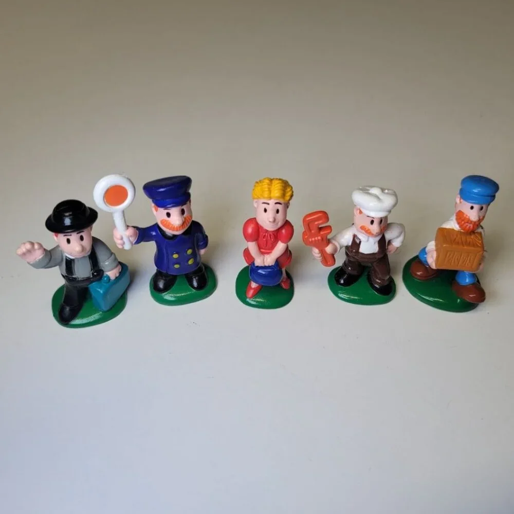 Vintage Train Towns People Plastic 2 Inch Cargo‎ Mechanic Business Commute Play